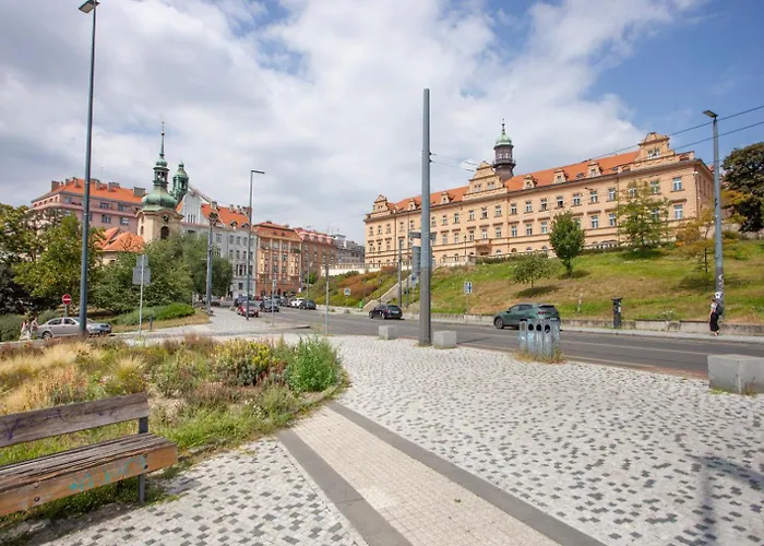 Daire Blueground Vrsovice Private Terrace Equipped Prg-8 Prag